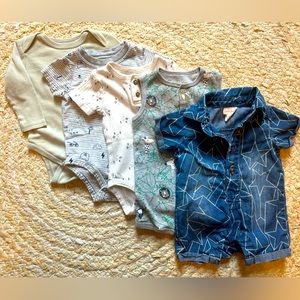 Lot of 5 Bodysuits Boys 0-3 months Hart&Land, Carters, Cat&Jack, René Rofe